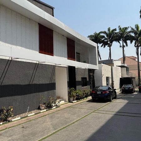 Austra Hotels And Apartments Maitama Abuja Esterno foto